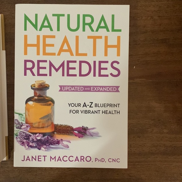 2 books and a little notebook for sale. - Picture 2 of 6